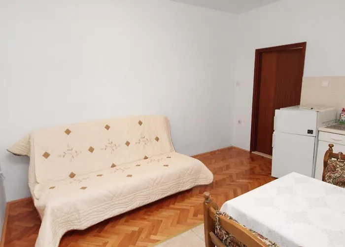 6023c Apartment