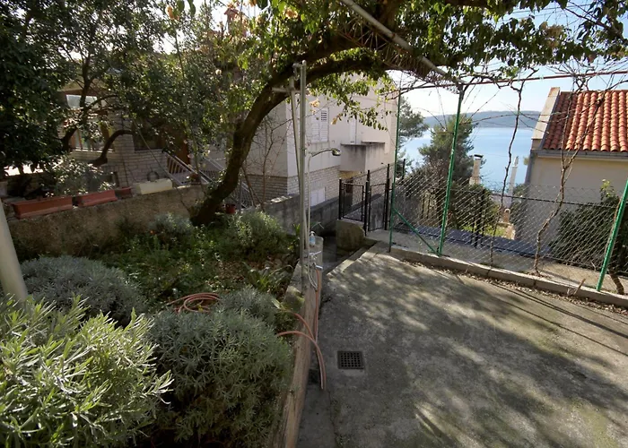 Apartment 6023c *
